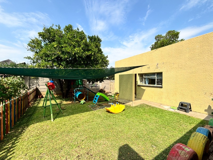 4 Bedroom Property for Sale in Flamwood North West